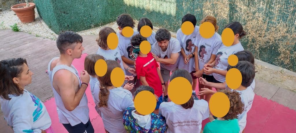 AEPAE - V Campamento "Generando confianza" - Y llegó el miedo ...