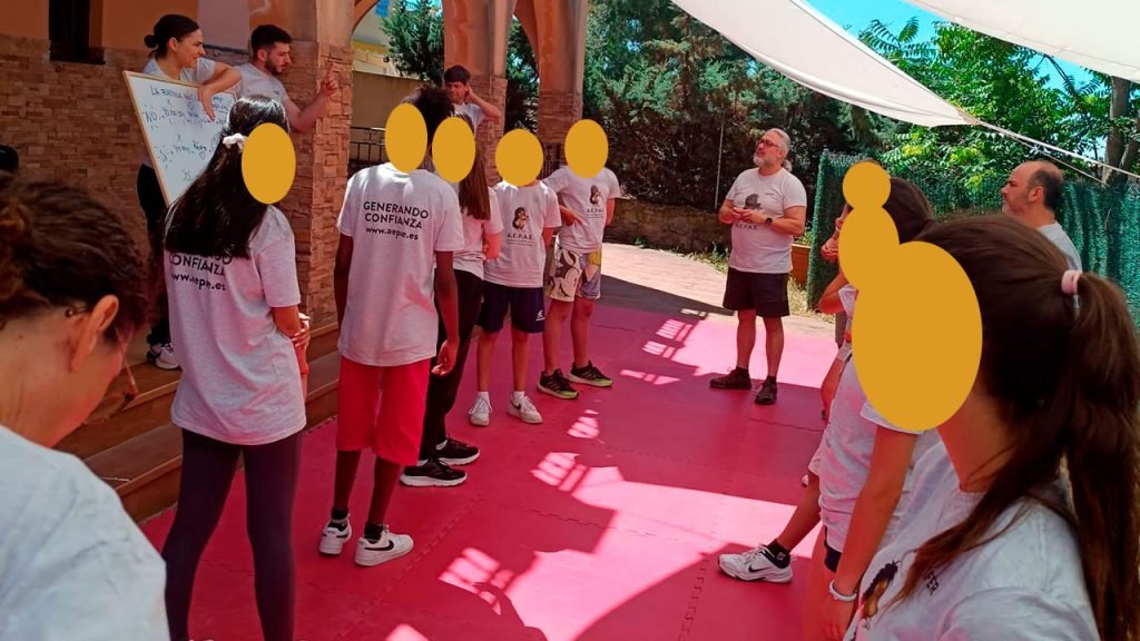VII Campamento «Generando confianza» - Alcanzar la cima
